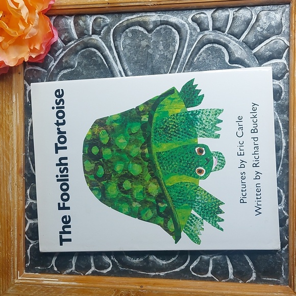 The Foolish Tortoise pictures by Eric Carle Written by Richard Buckley - Picture 11 of 11